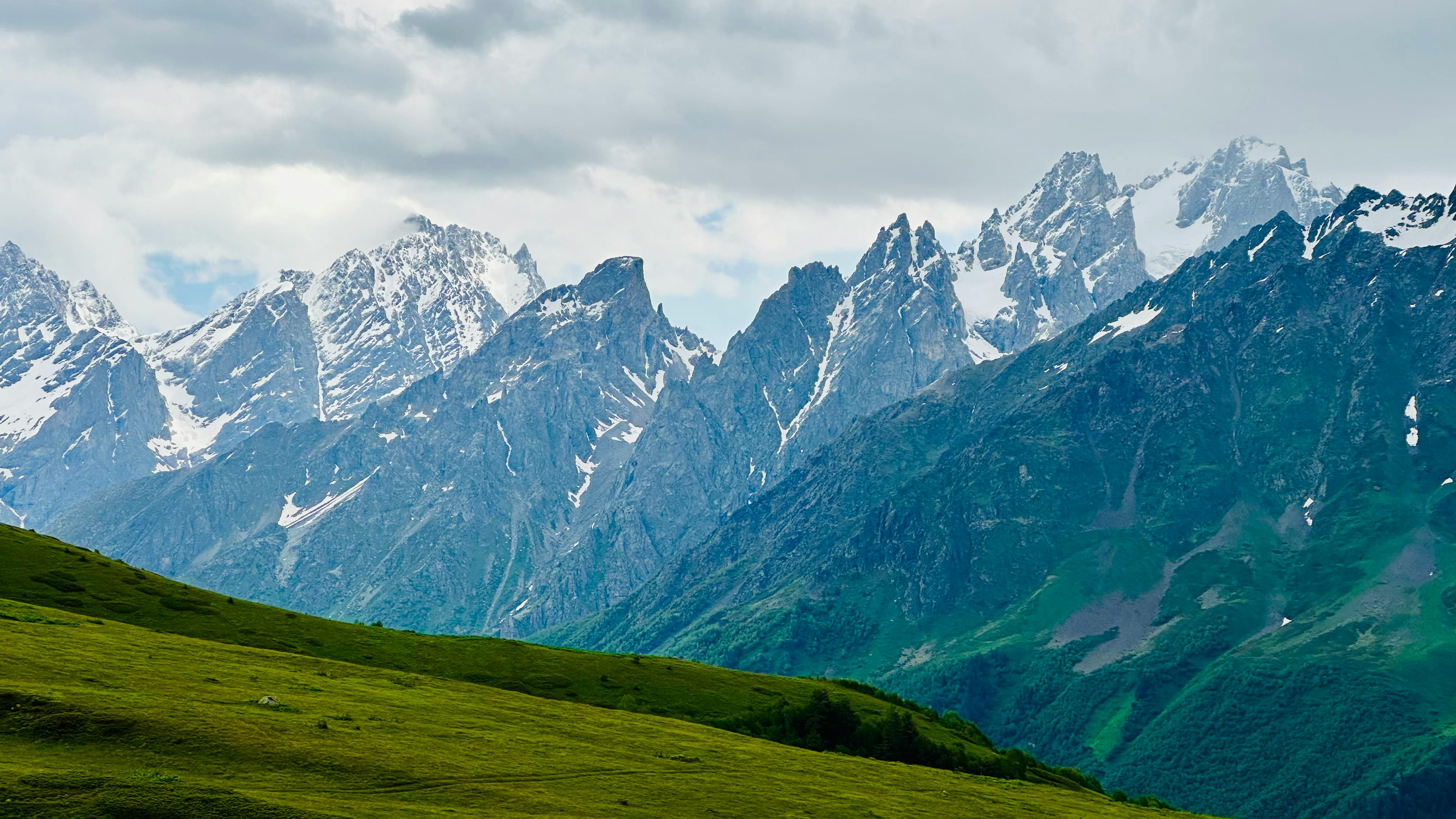 Кавказские горы
